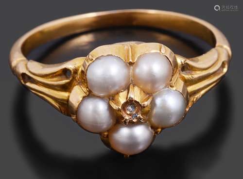 An early Victorian pearl cluster ring