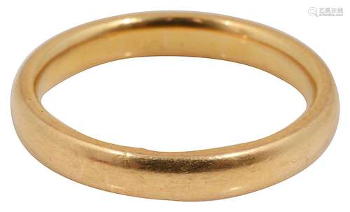 A 22ct gold wedding band