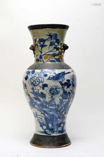 19th Century Chinese crackle glaze vase