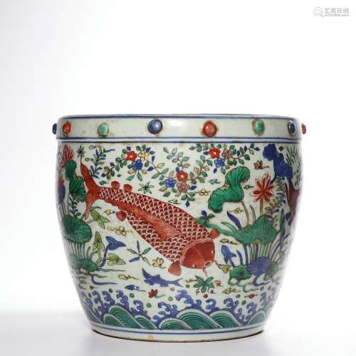 A Wu cai 'fish and waterseeds' jar