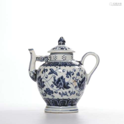 A blue and white 'floral' winepot