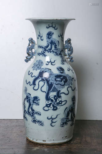 Porzellanvase (China, Alter unbekannt)