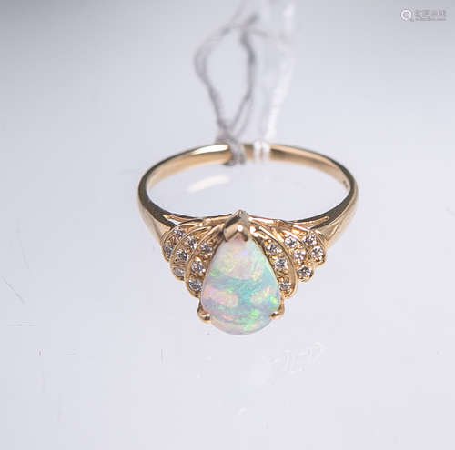 Damenring 585 GG, besetzt m. 1x Opal in Tropfenform (ca. 11 ...