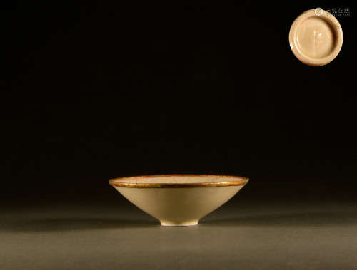 Song Dynasty - Ding Kiln flower pattern bowl