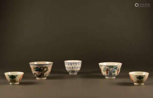 Qing Dynasty - a set of blue and white pastel cups