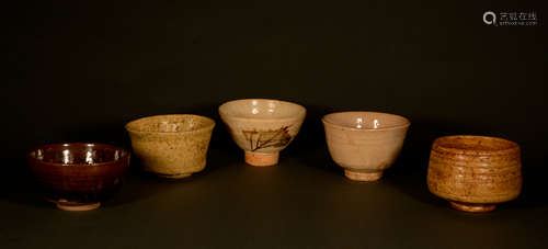 Bowls a set of