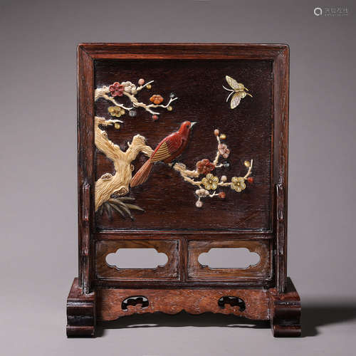 A magpie and plum blossom fragrant rosewood screen