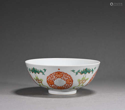 A famille-rose 'floral' bowl