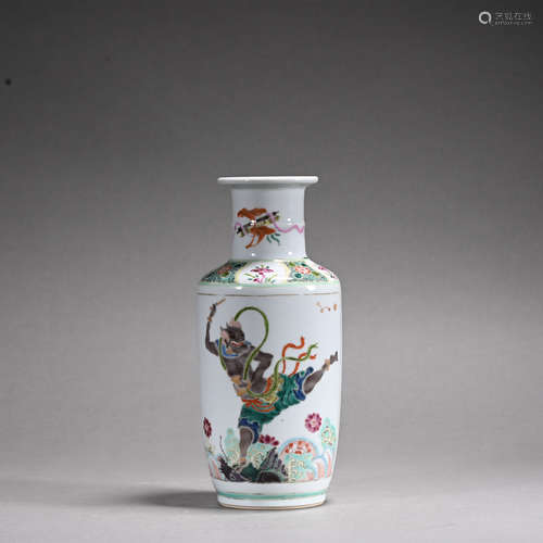 A Wu cai 'figure' vase