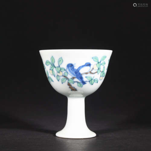 A DouCai 'floral and birds' cup