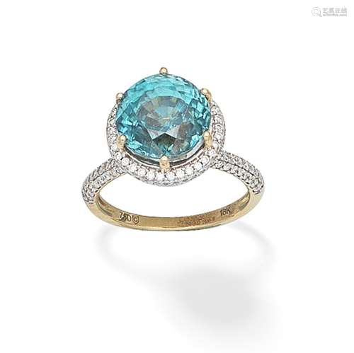 BLUE ZIRCON AND DIAMOND CLUSTER RING