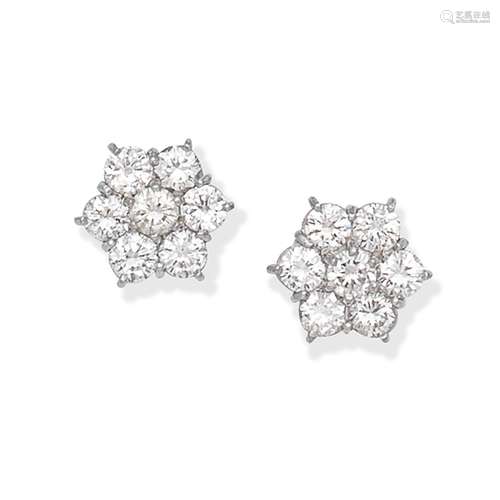 DIAMOND CLUSTER EARRINGS