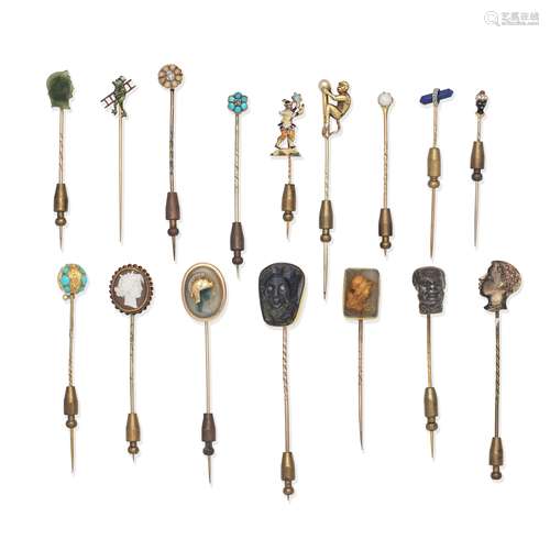 COLLECTION OF ASSORTED STICK PINS (16)