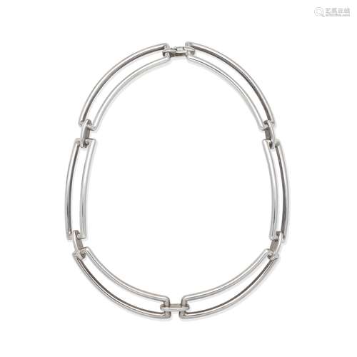 TIFFANY: SILVER COLLAR,