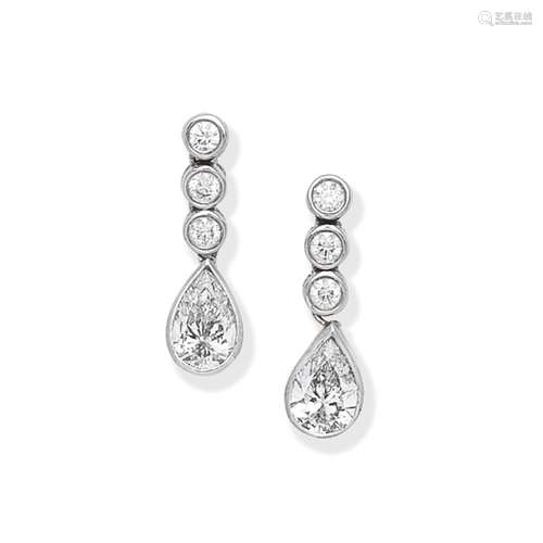 DIAMOND PENDENT EARRINGS