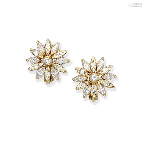 DIAMOND CLUSTER EARRINGS