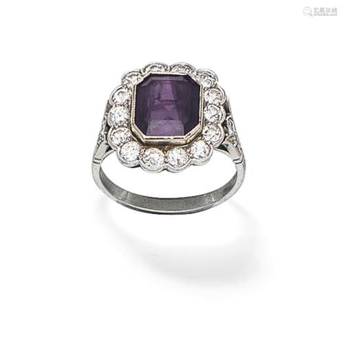 AMETHYST AND DIAMOND CLUSTER RING