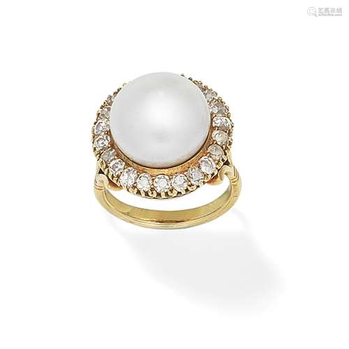 CULTURED PEARL AND DIAMOND RING