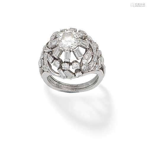 DIAMOND BOMBÉ RING