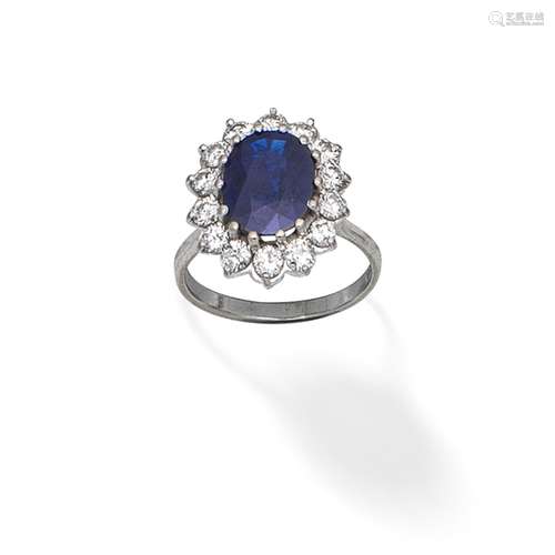 SAPPHIRE AND DIAMOND CLUSTER RING