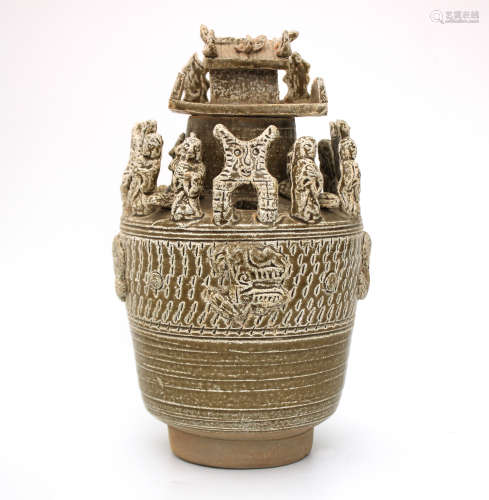 Yue Ware Celadon Barn Jar