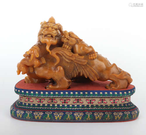 Tianhuang Mythical Beast Ornament