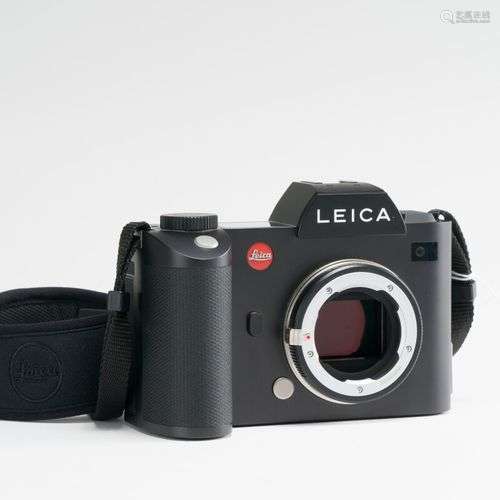 Appareil photographique. Boitier Leitz Leica SL (type 601), ...