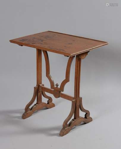 ÉMILE GALLÉ (1846-1904) Table d'appoint pliante à plateau re...