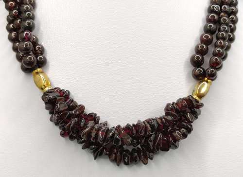 Garnet necklace, three strands, two gold plated elements in ...