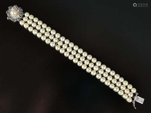 Pearl bracelet, 3-row, with sun-shaped jewelry clasp, 585/14...