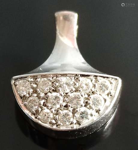 Pendant with small diamonds, together 0,21ct, set in 750/18K...
