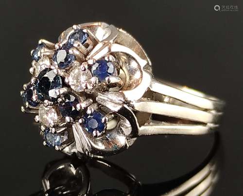 Diamond-sapphire-ring, with 10 sapphires and 3 diamonds, 585...