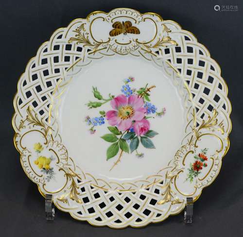 Pastry plate, openwork rims, finely polychrome painted with ...