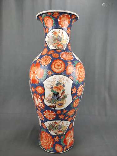 Large floor vase, Imari, polychrome decoration with flowers ...