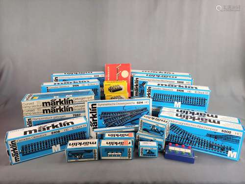 Large assortment of rails and additional parts, Märklin gaug...