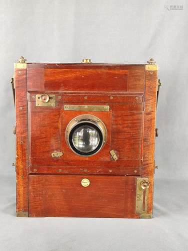 Large wooden camera, mahogany case, plate camera, brass fitt...