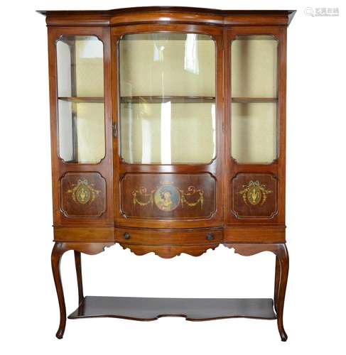 Elegant display case, beautiful polychrome decorations in th...