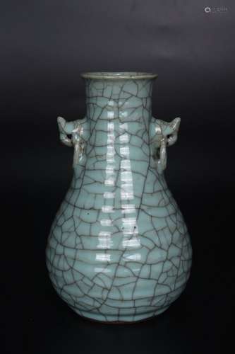 Chinese Ge Wave Porcelain Bottle