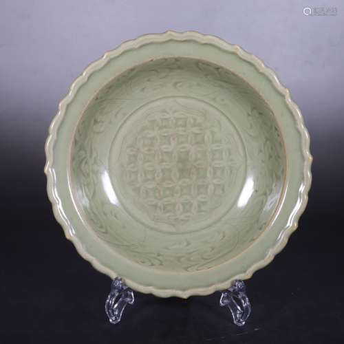 Chinese Longquan Wave Porcelain Plate