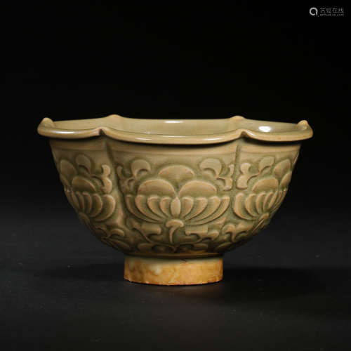 YAOZHOU WARE FLOWER MOUTH BOWL, SONG DYNASTY, CHINA