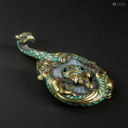 CHINESE BRONZE BELT HOOK INLAID WITH GOLD AND WHITE JADE, HA...