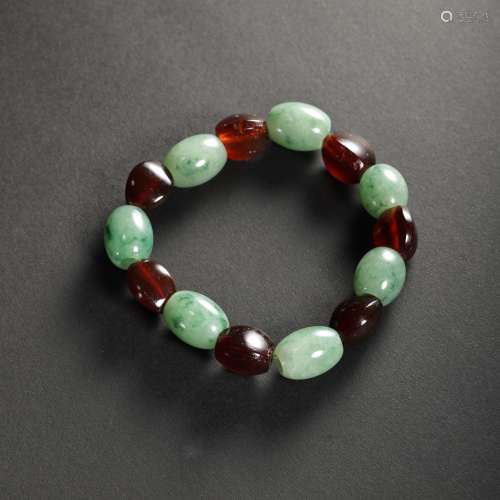 JADE BRACELET FROM QING DYNASTY, CHINA