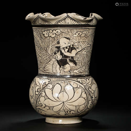 JIZHOU WARE FLOWER MOUTH ZUN, SONG DYNASTY, CHINA