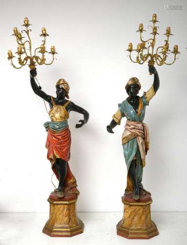 "Couple de nubiens" porte-torchères en bois sculpt...