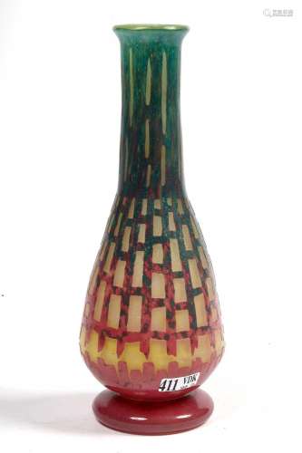 Vase soliflore Art déco en pâte de verre multicouche à décor...