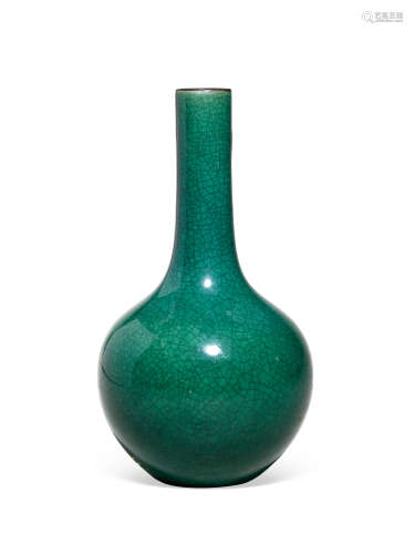 清早期 绿釉天球瓶