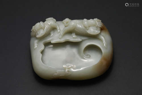 Qing Dynasty,  Hetian jade beast pattern Pen washer