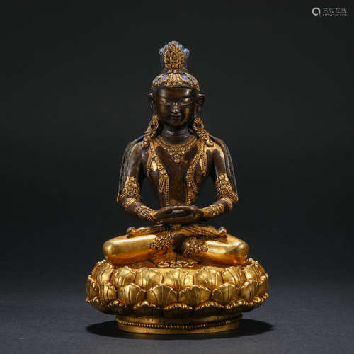 Qing Dynasty,  Buddha statue inlaid with gold