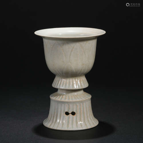 Yuan Dynasty,  Celadon Cup