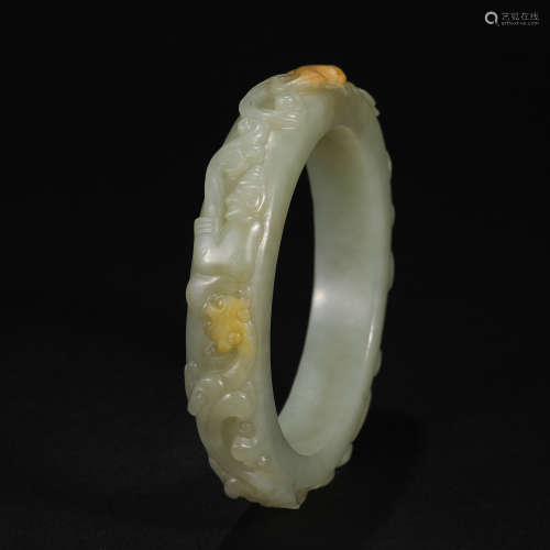 Qing Dynasty,  Hetian jade beast pattern bracelet